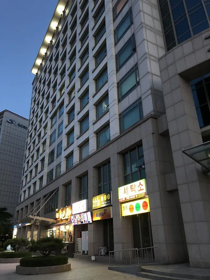 Incheon Airport Guesthouse 3*,